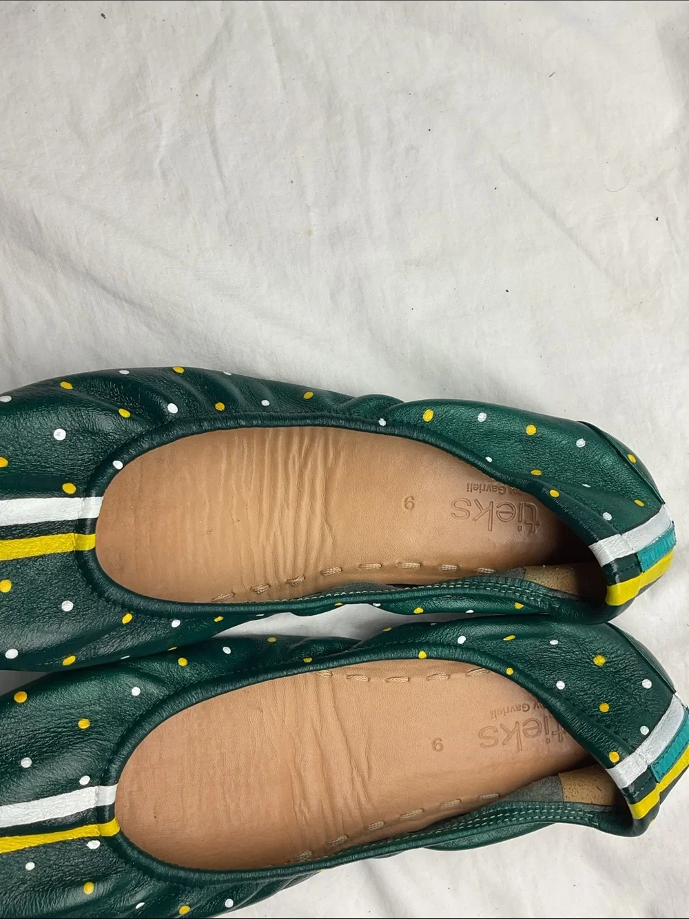 Tieks by Gavrieli Custom Green/Gold size 9 - Picture 2 of 4
